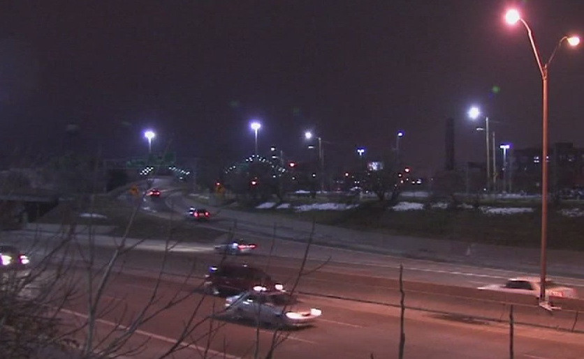 Un barbat a murit dupa ce a facut accident, pentru ca se uita la filme pentru adulti, pe telefon, in timp ce conducea