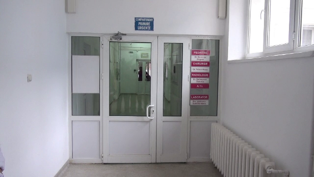 O bunica sustine ca nepoata ei de 7 luni este agresata de iubitul fiicei sale. "E un copil neajutorat"