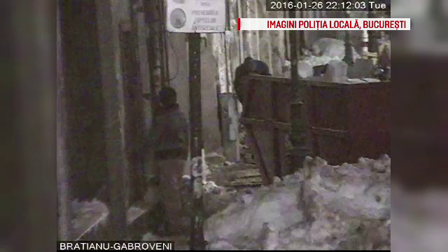 Metoda la care au apelat cinci tineri din Bucuresti ca sa nu plateasca factura la curent. Barbatii, surprinsi de camere