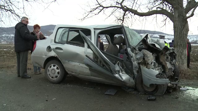 Neatentia unui sofer roman de 18 ani a ucis 4 persoane. Ce spun martorii despre tanarul care a scapat nevatamat