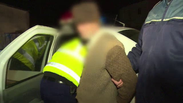 Barbat injunghiat mortal de un coleg, pentru ca nu a vrut sa-i cumpere tigari. Suspectul risca 25 de ani de inchisoare