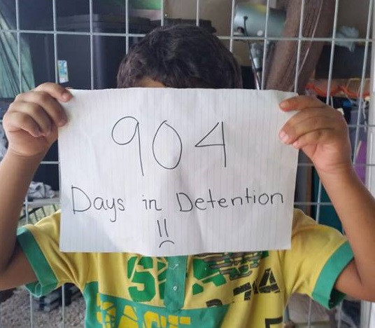 "Este cel mai rau loc pentru copii". Insula izolata si saraca in care mii de refugiati au devenit prizonieri