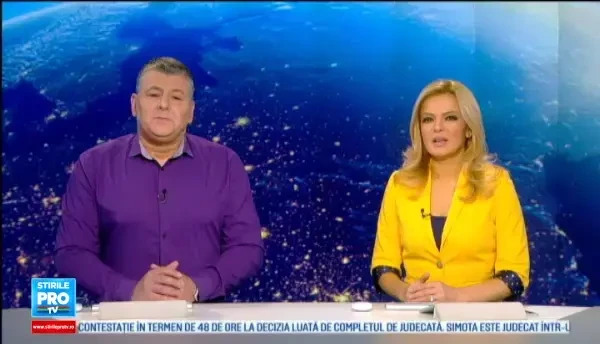 Bordura ramasa in mijlocul trotuarului, capcana pentru trecatori, in Botosani. Imagini amuzante surprinse de camere