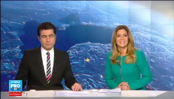 Masuri sporite de securitate la Carnavalul de la Venetia. Politistii ii pot obliga pe turisti sa isi dea mastile jos