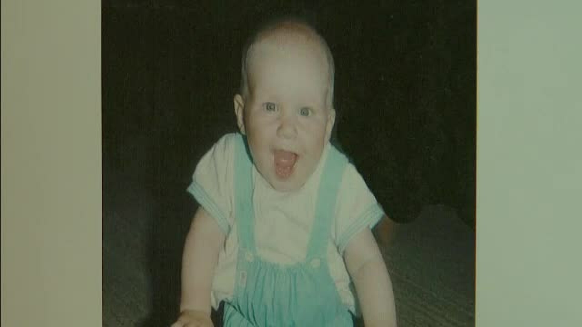 Generatia de romani blonzi, cu ochi albastri. Tara din care importam tot mai mult material biologic