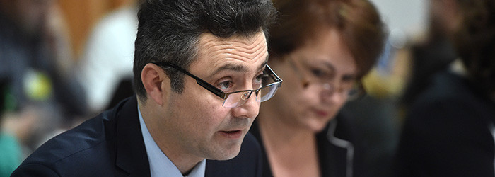 Procurorul general, Tiberiu Nitu, a demisionat in urma scandalului coloanelor oficiale. Cine va prelua interimatul