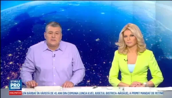 Cafeneaua din Londra decorata cu obiectele starurilor de la Hollywood. Chitara lui Freddie Mercury, vedeta expozitiei