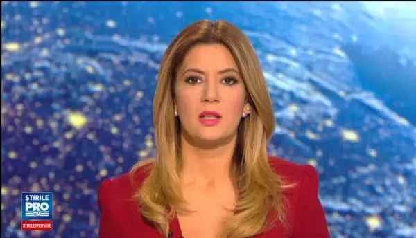 Metoda prin care o romanca si iubitul ei au pacalit cu 40.000 de euro 27 de italieni care se visau avocati. Ce risca acum