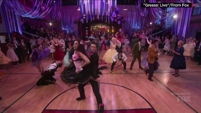 Munca titanica din spatele unui musical transmis in direct la televizor. Imagini din culisele remake-ului Grease