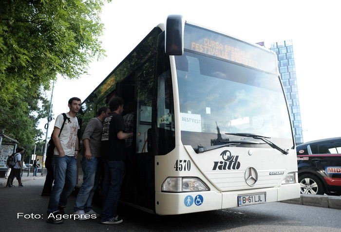 Programul de Paste al Metrorex si RATB. Autobuzele care merg spre Mitropolie vor circula toata noaptea de Inviere