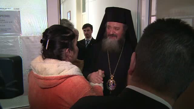 Patru preoti i-au vizitati pe cei raniti in accidentul din Ploiesti. Patriarhia a promis cate 1000 de lei pentru fiecare