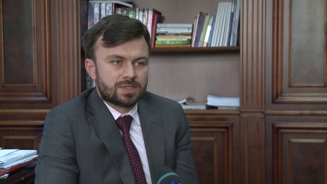 Din Piata Universitatii, in birourile Guvernului. Misiunile contra-cronometru ale tinerilor care vor sa resusciteze Romania