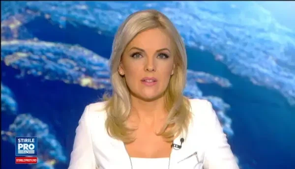 Situatie dramatica pentru fetita pe care Luminita Anghel a luat-o in plasament. Micuta ar putea ramane sub tutela statului