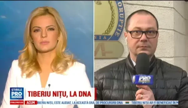 Fostul procuror general, Tiberiu Nitu, urmarit penal in dosarul coloanelor oficiale. Incident la iesirea de la DNA