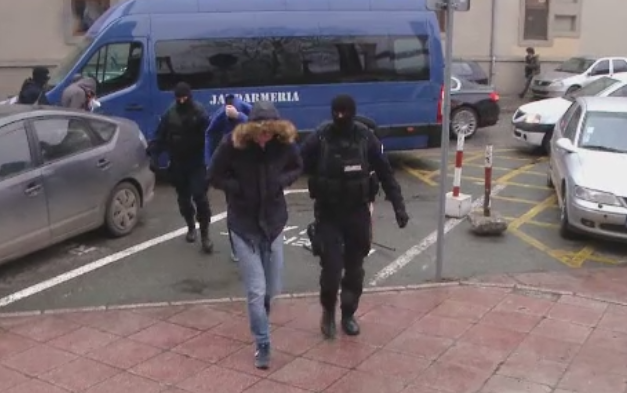 Perchezitii in judetele Timis, Arad si Caras Severin, la membrii unei grupari de traficanti de droguri