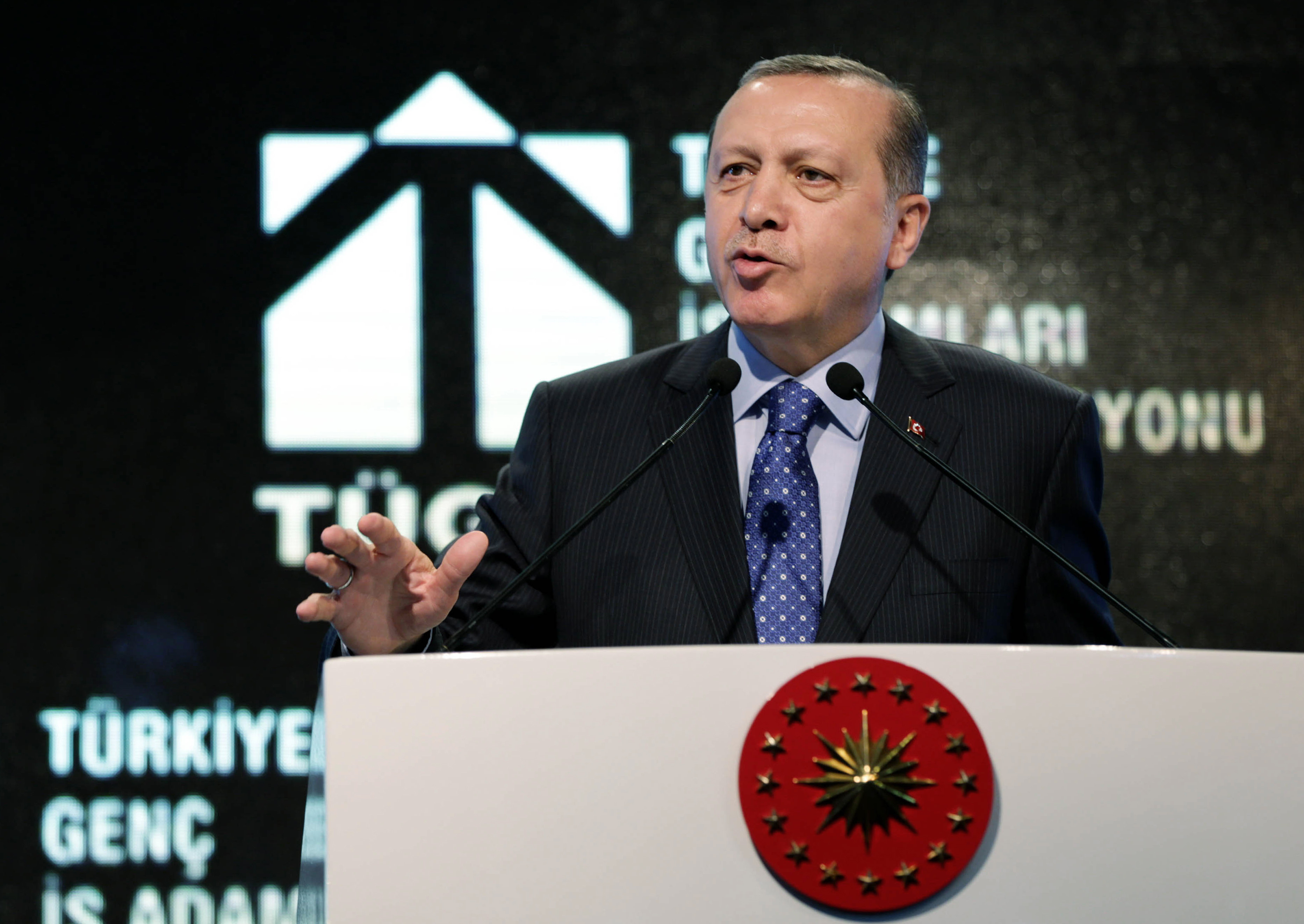 Ergodan ameninta liderii UE: "Cu regret, vom deschide portile si le vom spune la revedere migrantilor. Nu suntem idioti"