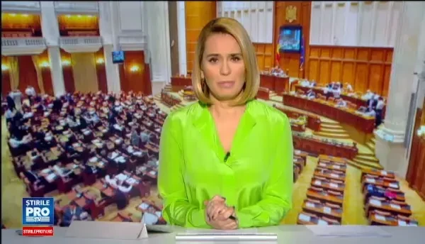 318 fosti deputati si 130 de senatori au depus cereri pentru pensii speciale. E o reparatie. Am fosti platiti ca gunoierii