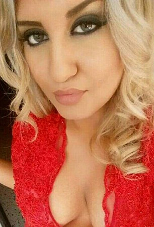 Refugiatul "minor" care a ucis-o pe angajata unui centru pentru azilanti din Suedia, este major. Reactia autoritatilor