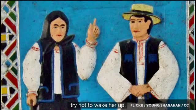 "Sub aceasta piatra grea / zace biata soacra mea". Cimitirul Vesel de la Sapanta a ajuns intr-un ghid turistic din SUA