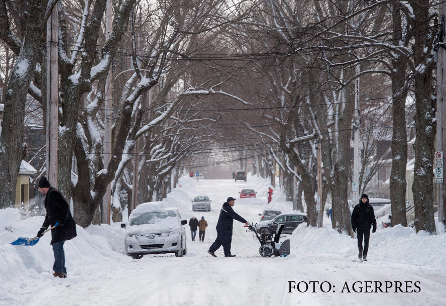 Ger extrem in nordul Statelor Unite si in Canada, cu temperaturi pana la minus 45. In New York s-a decretat "codul albastru"