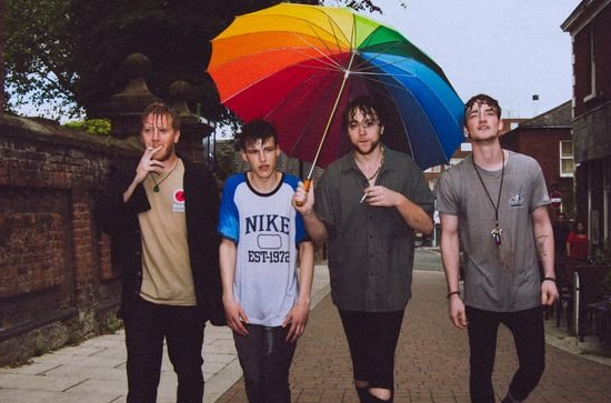 Membrii formatiei Viola Beach si managerul au murit, in Suedia, dupa ce masina in care se aflau s-a rasturnat de pe un pod