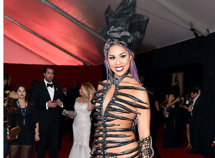 Cea mai dezastruoasa tinuta din istoria premiilor Grammy. Cum a aparut o celebra cantareata in fata a milioane de fani