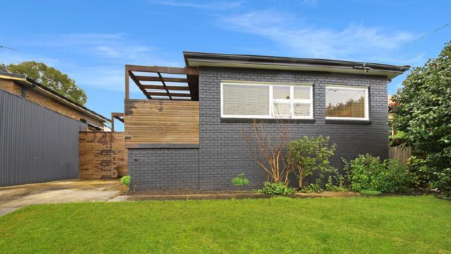 Un anunt imobiliar a indignat Australia. “Micul detaliu” pe care vanzatorul l-a acoperit in fotografia unei case