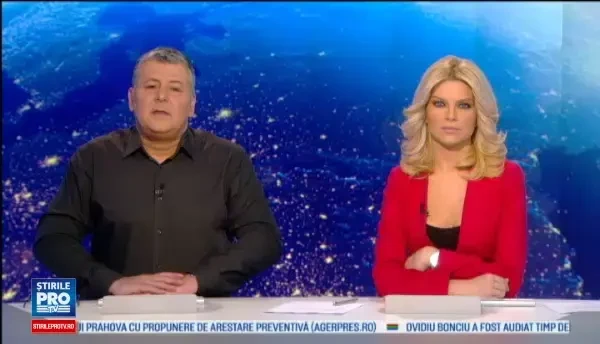 O femeie a fost jefuita in plina zi, la Sibiu. Ce risca acum un tanar care a asistat nepasator la intreaga scena