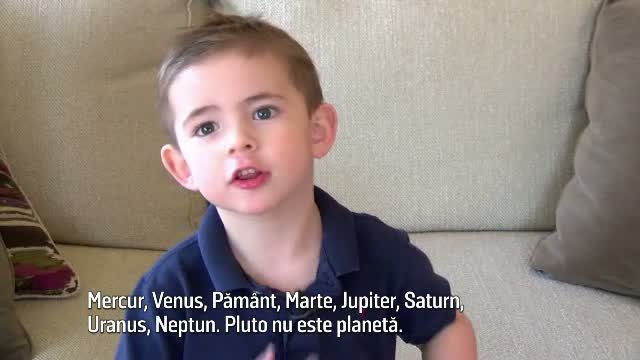 Pustiul de doar 4 ani care reuseste sa puna in dificultate orice adult la capitolul istorie, geografie sau astronomie