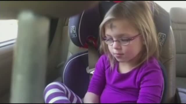 Discutia unei fetite cu mama ei despre iubire a adunat zeci de mii de vizualizari pe Facebook. Ce ii spune copila