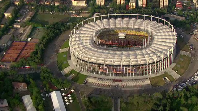 Arena Nationala s-ar putea deschide "pe proprie raspundere". Legea privind securitatea la incendiu a fost modificata