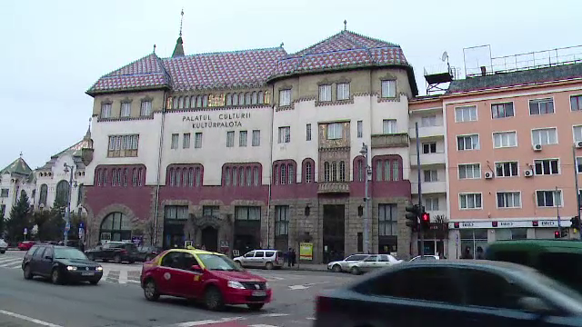 "Opera de arta" cu care un Banksy autohton a inzestrat Palatul Culturii din Targu Mures: "E un gest de prost gust"