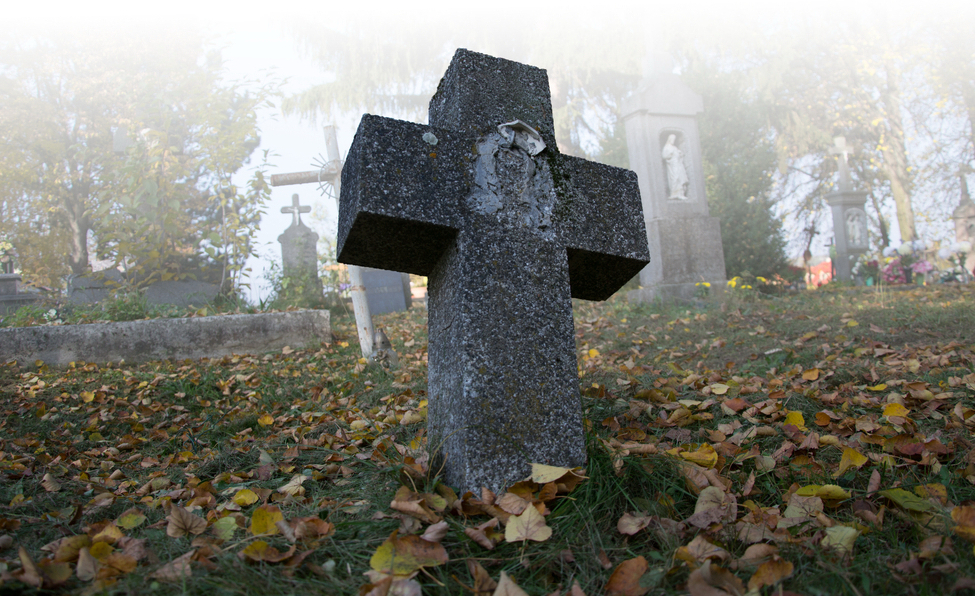 O familie gasea mereu deschis cosciugul bebelusului lor, mort la 1 an. Ce au descoperit in interior, dupa 50 de ani