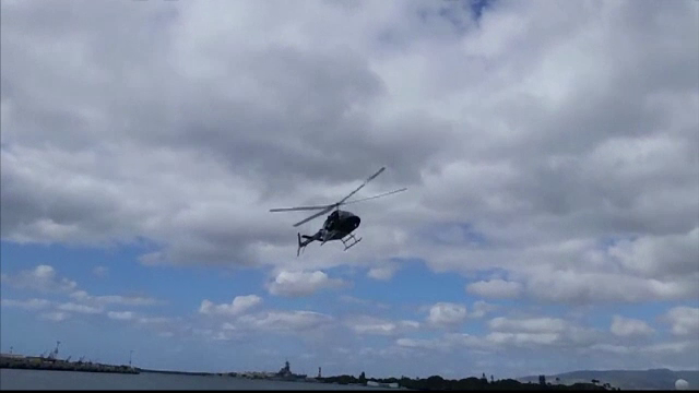 Un elicopter cu 5 oameni la bord s-a prabusit in Hawaii. Un martor a filmat a filmate scenele de cosmar