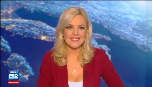 Zambete in plicuri colorate. Proiectul a trei tinere din Cluj care vor sa aduca un pic de optimism in viata romanilor