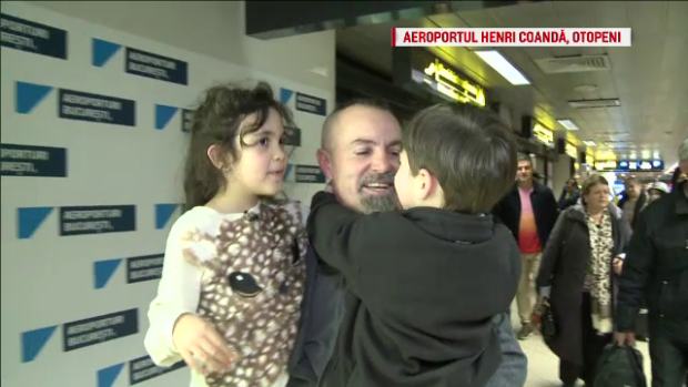 Conduce doua gradinite din Norvegia, dar isi creste copiii in Romania. "Aici au libertate, copilarie, dar carte nu se face"