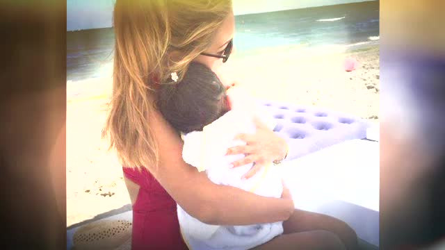 Irina Cristescu lupta pe toate planurile pentru a-si tine copilul in Romania. "Alessia a crescut frumos si sanatos aici"