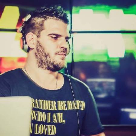 Un DJ din Bucuresti a disparut dupa ce a lasat un mesaj pe Facebook. Politistii incearca sa dea de el