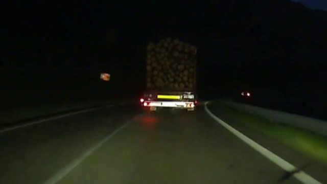 camion lemne