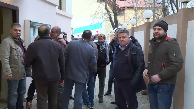 Evacuare cu scandal la Liga Arabilor Sirieni din Capitala. Cateva familii de refugiati risca sa ajunga in strada