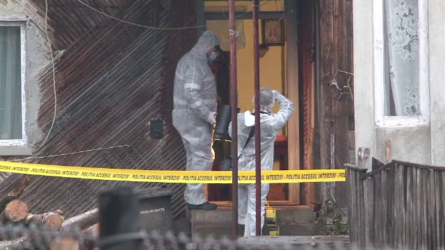 Ce se va intampla cu barbatul bolnav psihic care si-a ucis cu brutalitate mama. Procurorii iau in calcul doua variante