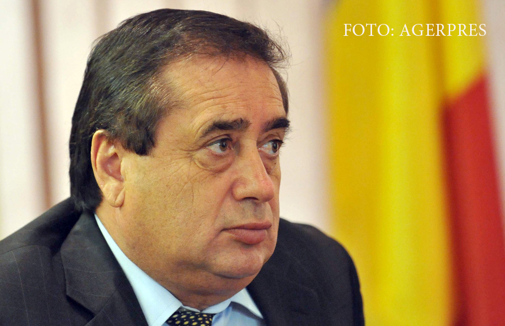 Cel mai bogat om din Romania, dator la muncitorii din uzina sa. Cadoul otravit facut de Ioan Niculae primariei Bacau