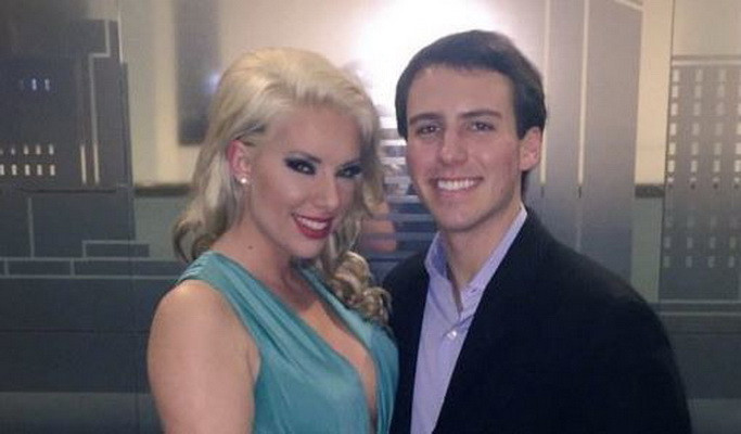 I-a dat mesaj unei starlete de filme XXX si a obtinut o intalnire. Ce au facut apoi