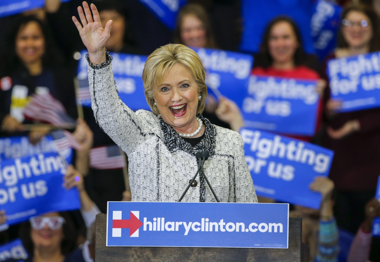 Victorie zdrobitoare a lui Hillary Clinton in alegerile primare din South Carolina. Sanders si-a recunoscut infrangerea