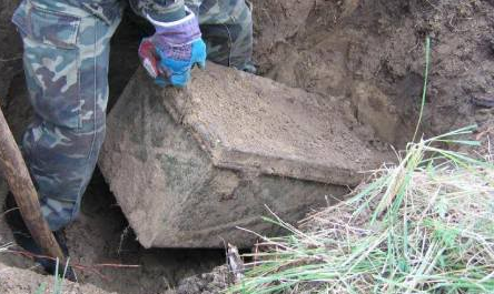 Cufarul unui soldat german din cel de-al II-lea razboi mondial, dezgropat in Rusia. Ce a fost gasit in el