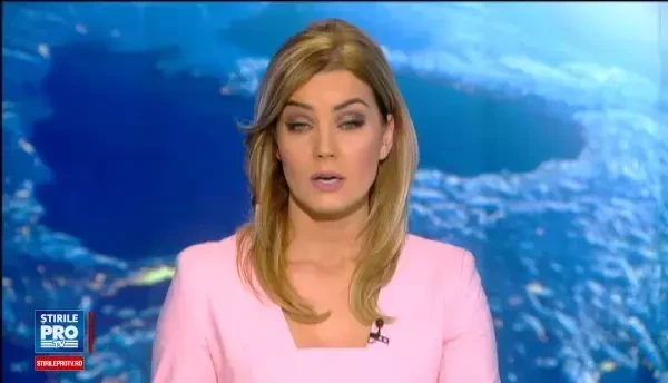 Elev din Galati batut in pauza de un coleg de clasa. Profesorii l-au trimis la ora, pentru un test, desi era plin de sange