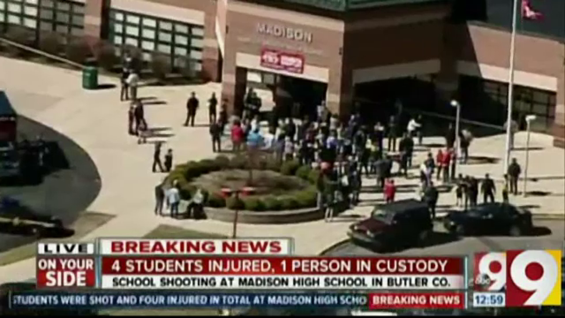 Atac armat intr-o scoala din Ohio: un elev de 14 ani a tras mai multe focuri de arma si a ranit 4 copii. Ce explicatie a dat