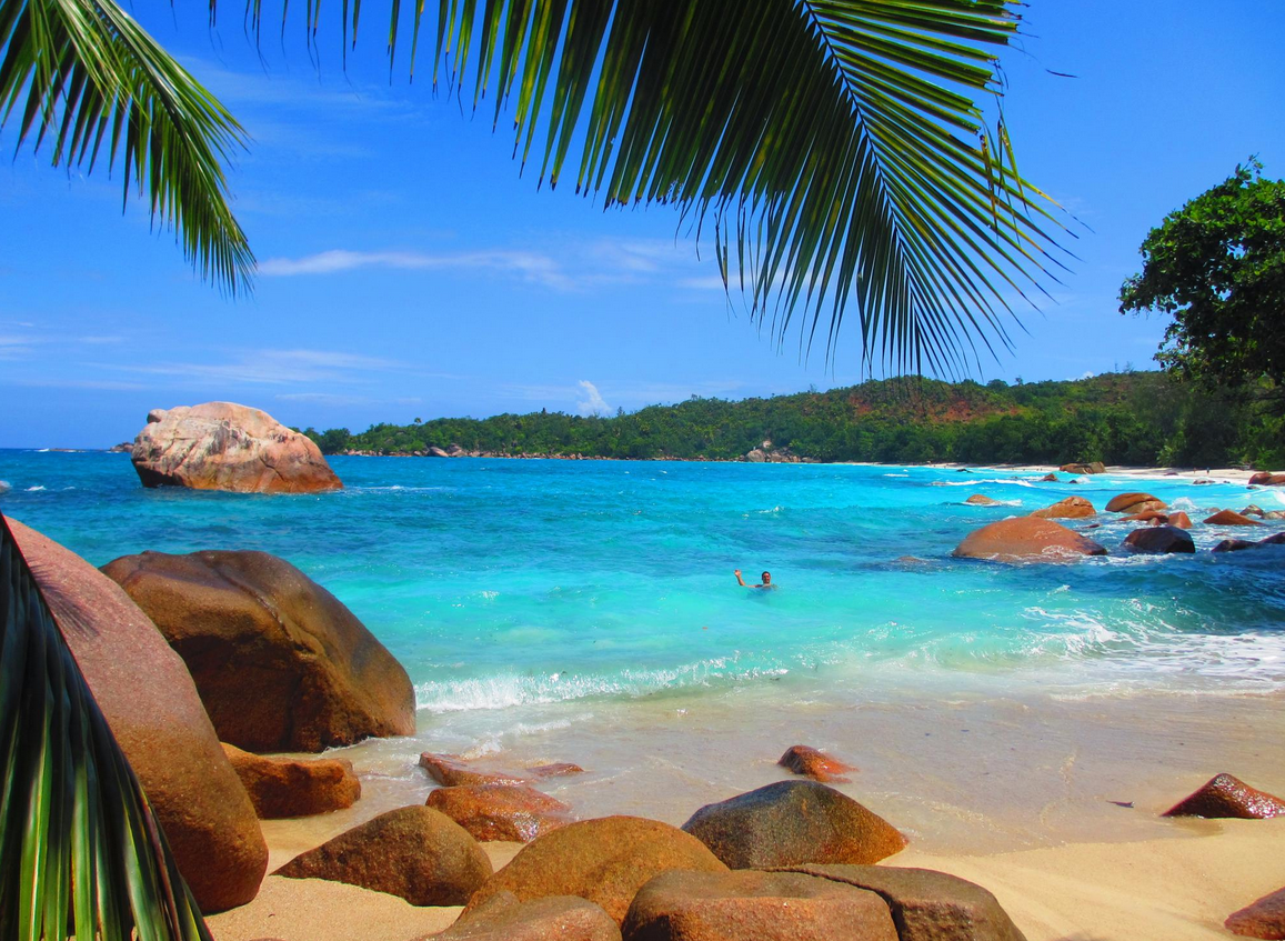 Anse Lazio, insula Praslin din Seychelles