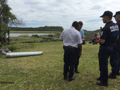 Un fragment dintr-un Boeing 777 a fost gasit pe o plaja din Mozambic. Carui avion ar putea apartine bucata