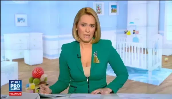 Zilele libere primite de tati la nasterea unui copil s-ar putea dubla in curand